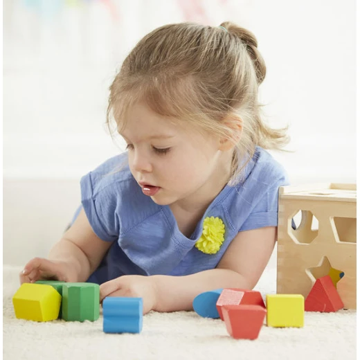 Melissa & Doug Shape Sorting Cube Classic Toy - Melissa &amp; Doug - Image 2
