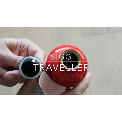 SIGG Water Bottle Traveller Red 0.6 L - SIGG - Image 3