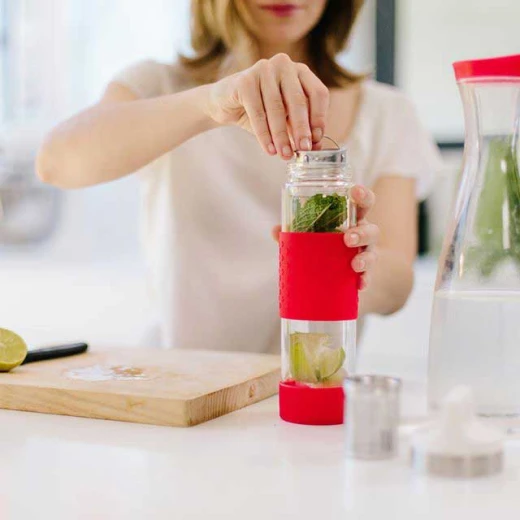 SIGG Thermo Flask Hot & Cold Glass Red Bottle 0.4 L - سيغ - Image 2
