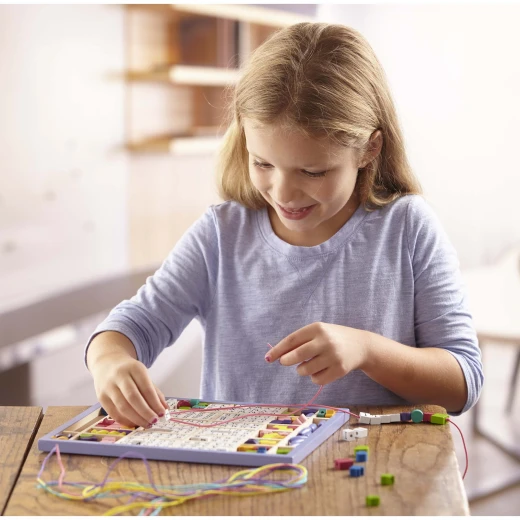 Melissa & Doug Wooden Stringing Beads - Melissa &amp; Doug - Image 7