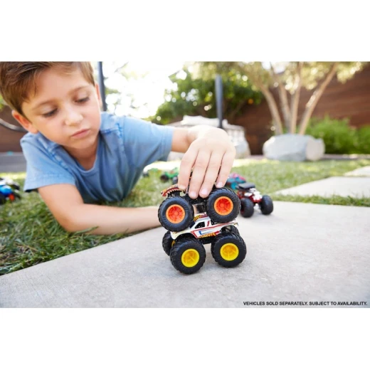 Hot Wheels Monster Trucks Tiger Shark Die Cast Vehicle with Giant Wheels for Kids 1 PCS - Hot Wheels - Image 4