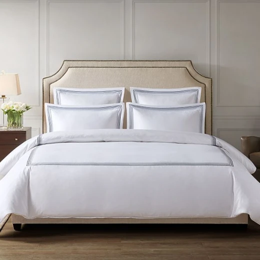 Nova Home Cruise Duvet Cover Set, Cotton, 600 Thread Count, White & Navy Color, King Size Nova Home Cruise Duvet Cover Set, Cotton, 600 Thread Count, White & Navy Color, King Size