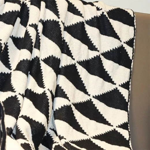 Nova home moel blanket, hand knitted throw, cotton, black & white color - Nova Home - Image 2