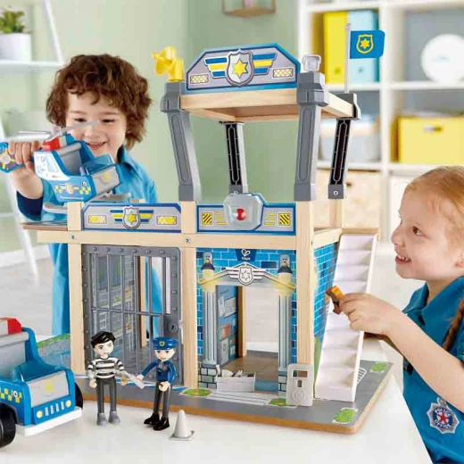 Hape Metro Police Dept Playset - Hape - Image 2