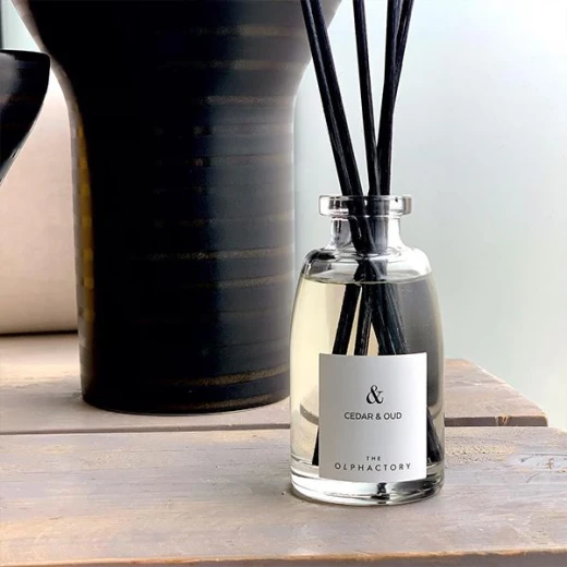 Ambientair to black diffuser, cedar and oud scent, 100 ml - Ambientair - Image 3