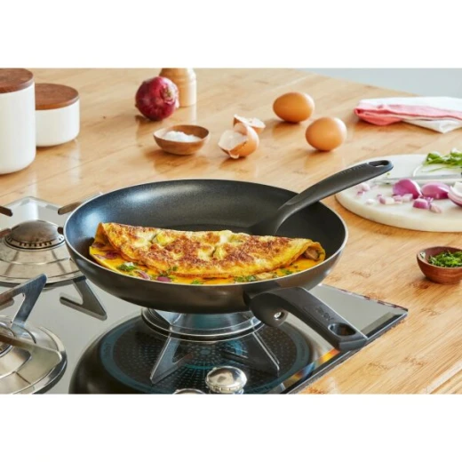 Tefal Easy Cook and Clean Frypan, 26 Cm - Tefal - Image 3