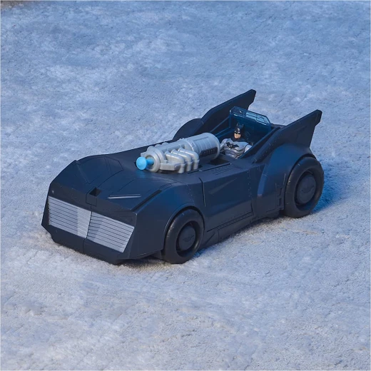 Spin Master Tech Defender Batmobile Transforming Vehicle with Launcher Launcherfor Kids - Spin Master - Image 3