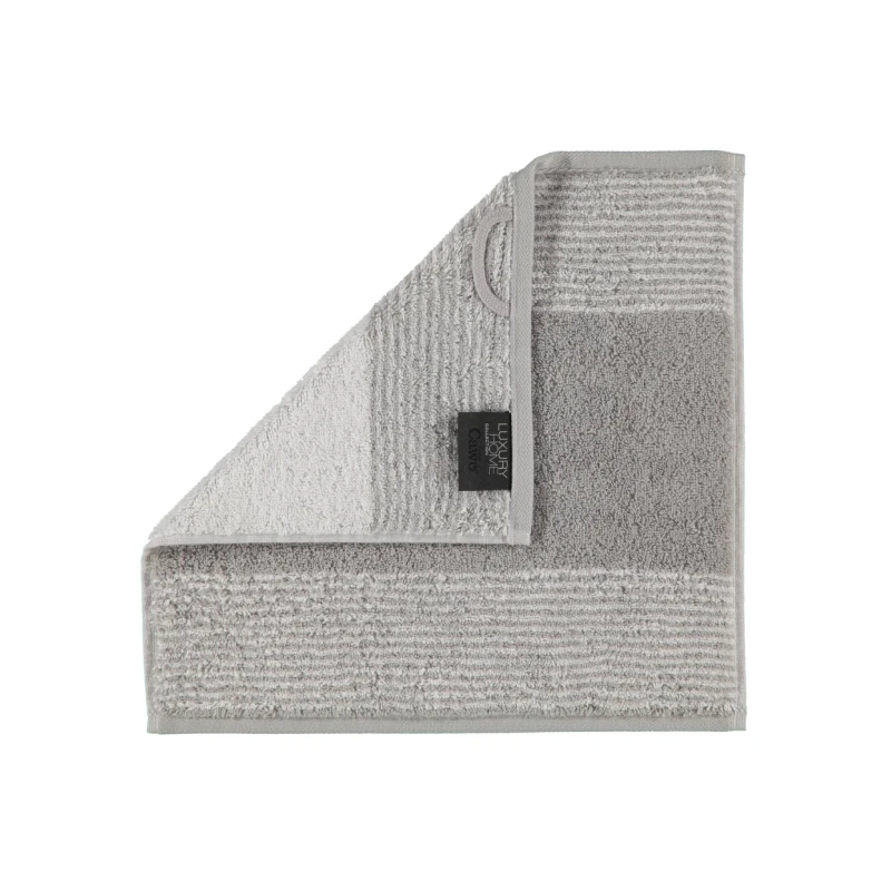 بشكير صغير لون فضي حجم  30*30 سم من كاو - كاوو