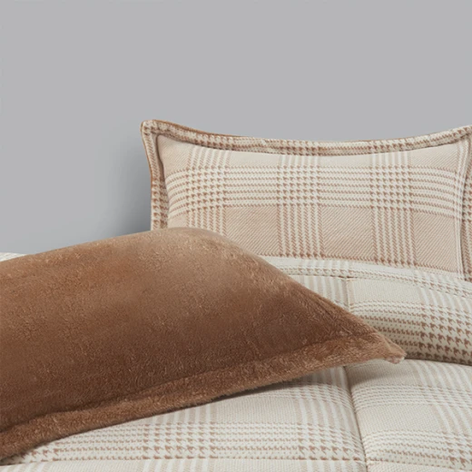 Nova Home Sketch Winter Printed Flannel Comforter Set - King/Super King  - Beige 4 Pcs - Nova Home - Image 6