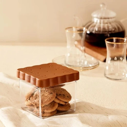 Madame Coco Biscuit Food Container Madame Coco Biscuit Food Container