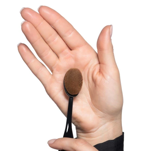 ARTDECO Medium Oval Makeup Brush for Airbrush Finish Vegan Friendly Professional Quality - ArtDeco - Image 2