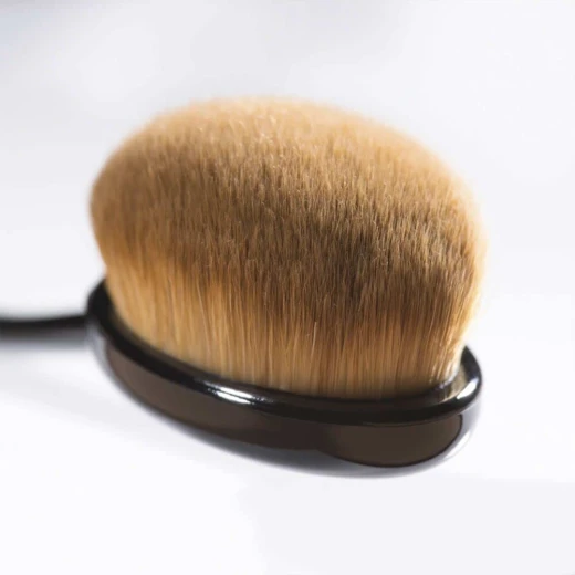 ARTDECO Medium Oval Makeup Brush for Airbrush Finish Vegan Friendly Professional Quality - ArtDeco - Image 3