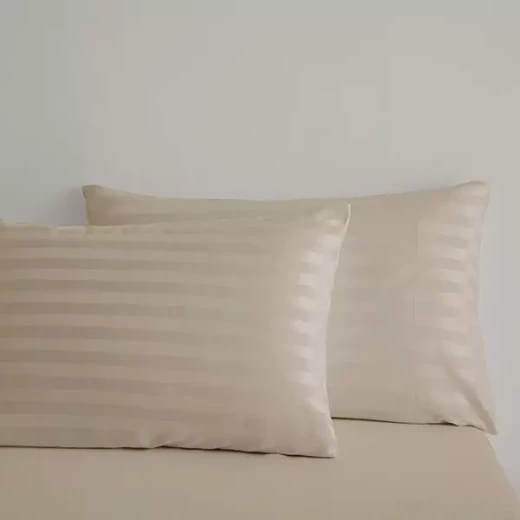 طقم غطاء وسادة ستايل فندقي, باللون البيج, قطعتين من نوفا هوم - نوفا هوم - Image 3