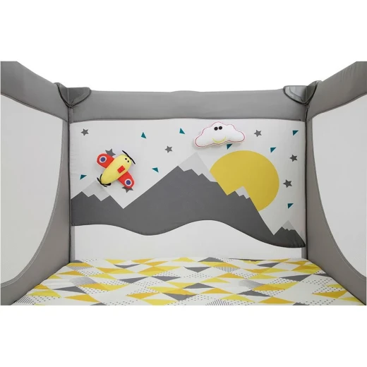 Joie Cheer Little Explorer Playpen: Portable & Safe Baby Playard for Playtime and Naps. Easy to assemble, this playard offers a secure space for your child to explore and rest. Perfect for indoor and outdoor use. Features a durable, easy-to-clean design. Provides peace of mind - Joie - Image 3