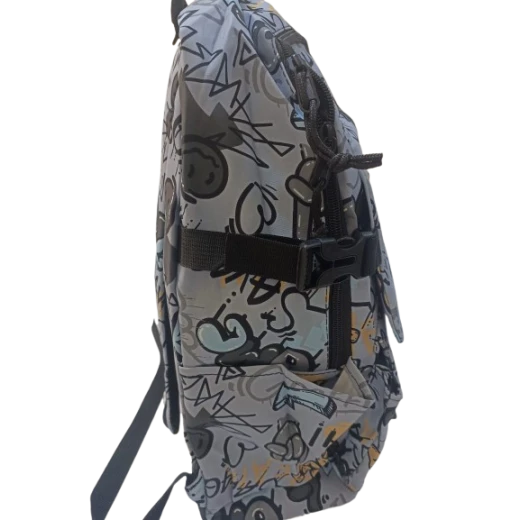 Fashion bag with modern design and graphics - Image 2