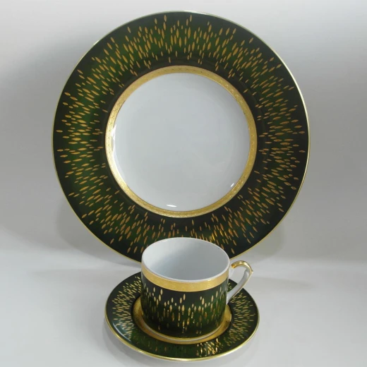 Falken Porzellan Dinner Set of 93 Pieces for 12 Person Gold & Green Pattern Falken Porzellan Dinner Set of 93 Pieces for 12 Person Gold & Green Pattern