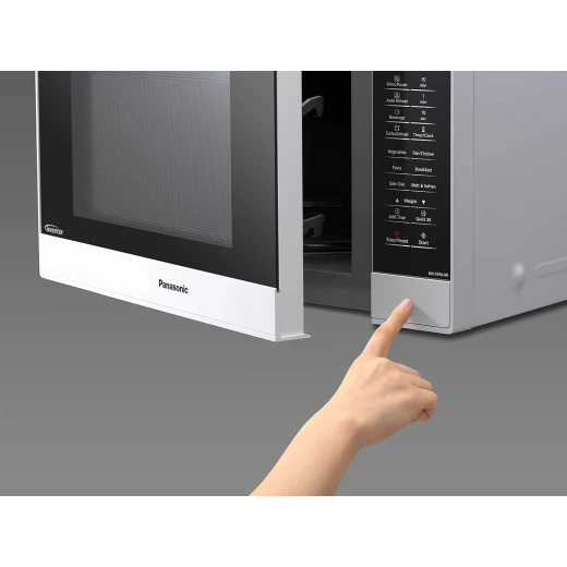 Panasonic 32L Built-in Microwave Oven in White with Inverter Technology & Quick Cook. Kitchen appliance for efficient cooking and heating. Modern design with advanced features. - Panasonic - Image 7