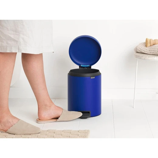 Brabantia New Icon Pedal Bin 5 Liter Mineral Powerful Blue Soft-Close Lid, Removable Inner Bucket, Supports Ocean Cleanup Compact Trash Can 21 x 27 x 29 cm - Brabantia - Image 6
