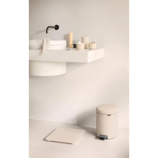 Brabantia NewIcon Pedal Bin 3L Small Waste Bin for Bathroom or Toilet Soft Closing Lid Light Pedal Operation with Removable Inner Bucket - Non-Slip Base  Soft Beige 23.5 cm x 16.8 cm x 16.8 cm - Brabantia - Image 8