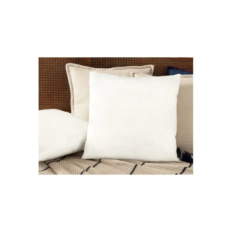 وسادة ديكور داني بيضاء، مقاس 45×45 سم، مربعة، بحشوة بوليستر 100% وغطاء غير منسوج من مدام كوكو - مدام كوكو