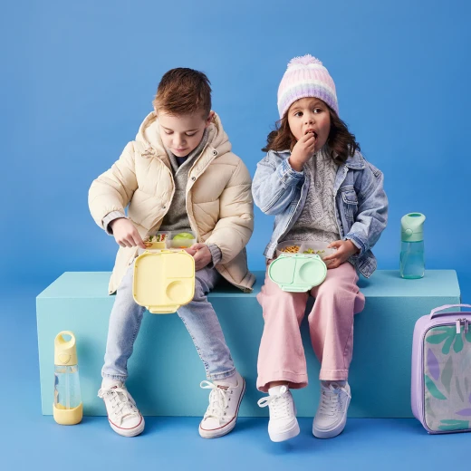 b.box 600ml Kids Water Bottle with Straw, Tritan, Leak-Proof, BPA-Free, Easy Open, Dishwasher Safe, for Toddlers & Children Ages 3+, Lemon Twist - B.Box - Image 4
