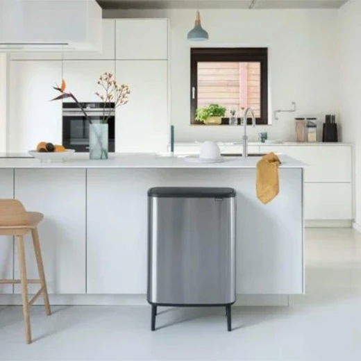 Brabantia Bo Touch Bin Hi 60 Liter , Matte Steel Fingerprint Proof, Stylish Design with Legs - Brabantia - Image 2