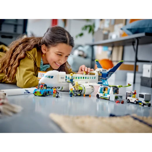 LEGO City Passenger Airplane Playset – airport-themed building toy with minifigures and accessories - LEGO - Image 2