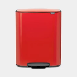 سلة مهملات Bo Pedal Bin بسعة 60 لتر – باللون الأحمر الأنيق مع غلق هادئ وتصميم عملي من برابنتيا