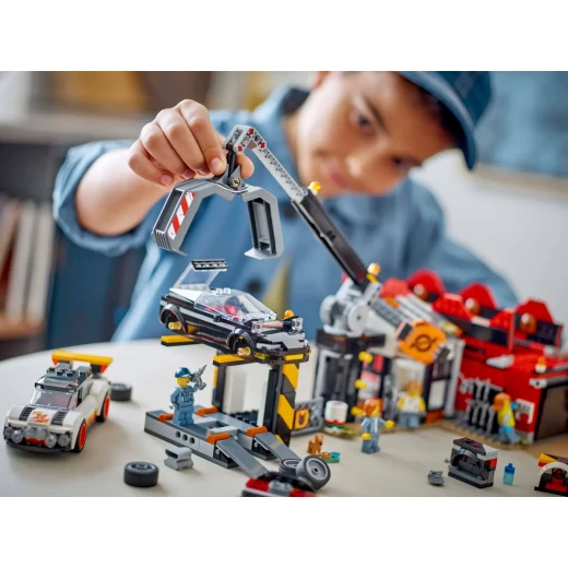 LEGO City Scrapyard with Cars Set 60472 – fun recycling and salvage playset for kids - LEGO - Image 5