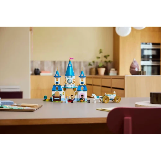 LEGO Disney Cinderella's Castle & Horse Carriage Set – Magical Princess Building Toy for Kids - LEGO - Image 11