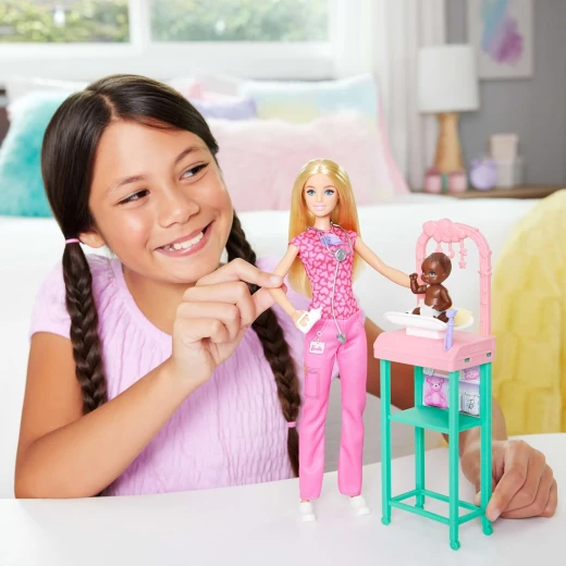 Mattel Barbie Baby Doctor Doll with Blonde Hair & Accessories Set for Imaginative Play 9.5 Inch Doll Includes Baby Doll Furniture & Accessories Great Gift for Kids Ages 3+ Years - Barbie - Image 6
