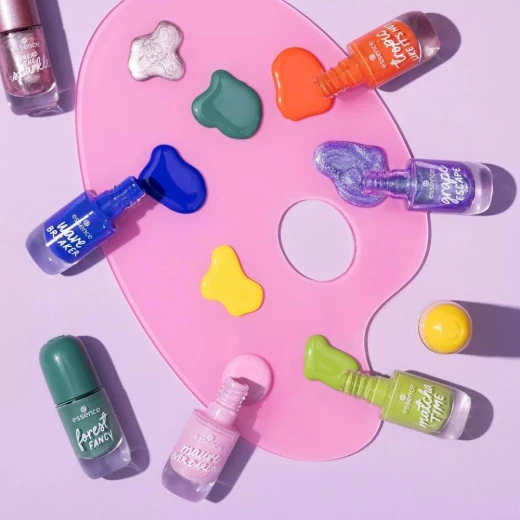 Essence Gel Nail Lacquer Long Lasting High Shine Finish Ready To Go Nail Polish for Manicures - Essence - Image 2