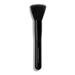 Chanel Foundation Blending Brush N°102 Soft Synthetic Bristles for Flawless Finish Makeup Tool