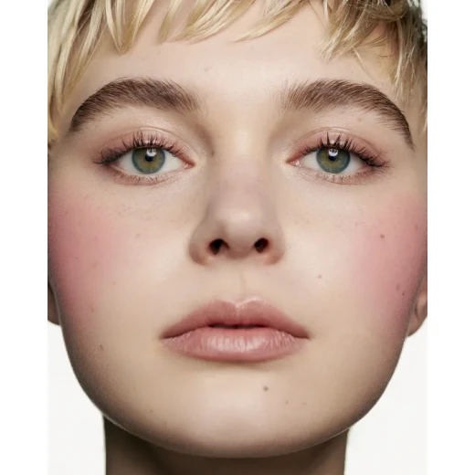 Chanel Joues Contraste Intense Blush 236 Grenat Profond Cream to Powder Radiant Glow Makeup for Cheeks - Chanel - Image 6