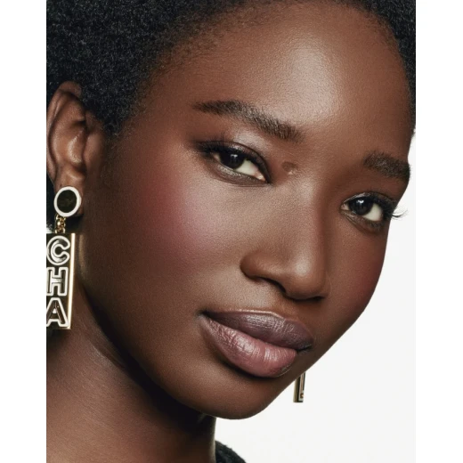 Chanel Joues Contraste Intense Blush 236 Grenat Profond Cream to Powder Radiant Glow Makeup for Cheeks - Chanel - Image 5