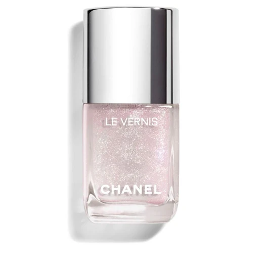 Chanel Le Vernis Summer Edition Luminous Finish Nail Polish 13ml Radiant Color Manicure Longwear Formula with Silver Cap Chanel Le Vernis Summer Edition Luminous Finish Nail Polish 13ml Radiant Color Manicure Longwear Formula with Silver Cap