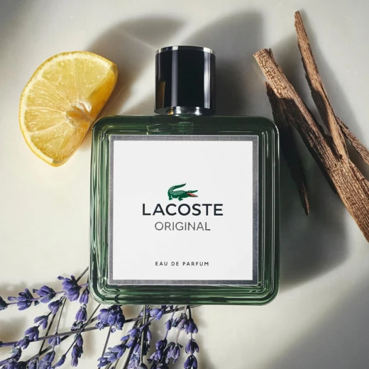 لاكوست أوريجينال أو دي بارفان للرجال 60 مل عطر خشبي كلاسيكي مع الحمضيات واللافندر وخشب الصندل - لاكوست - Image 4