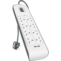 واقي من زيادة التيار بيلكين بـ 8 منافذ و 2 USB - أبيض