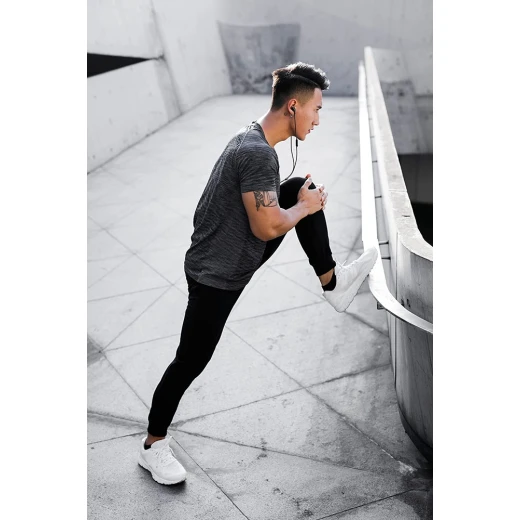 سماعات أذن سلكية JBL Endurance Run 2 سوداء: مقاومة للعرق، ملاءمة آمنة - جي بي ال - Image 6