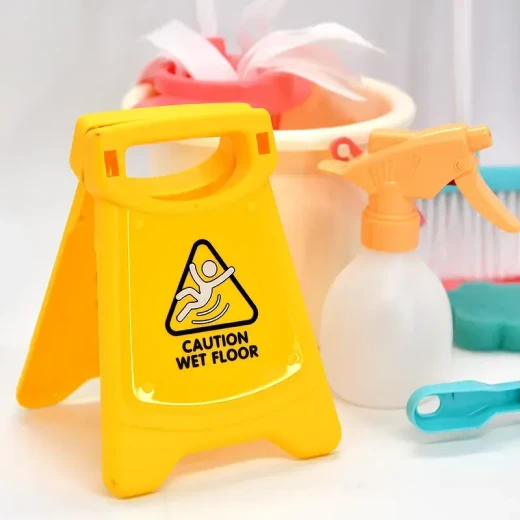 Amigo Cleaning Kit for Kids – Educational Toy with Realistic Tools, Builds Responsibility, Safe & Fun for Group Play - Amigo - Image 4
