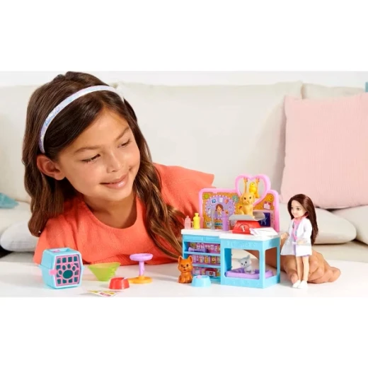 Mattel Barbie Chelsea Pet Vet Doll Playset for Kids Ages 3+ Imaginative Animal Care Roleplay Toy - Barbie - Image 2