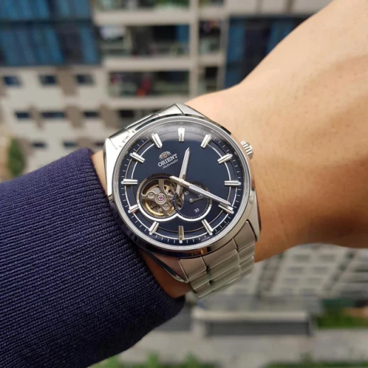 Orient RA AR0003L Men's Watch with Blue Dial and Stainless Steel Bracelet: Elegant 41mm Case and Automatic Movement, Water Resistant up to 50M - ORIENT - Image 2