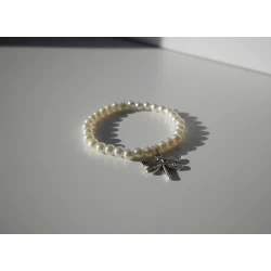 سوار اليعسوب واللؤلؤ - مجوهرات أنيقة مصنوعة يدوياً، مقاس قابل للتعديل، مثالي للارتداء اليومي والمناسبات الخاصة