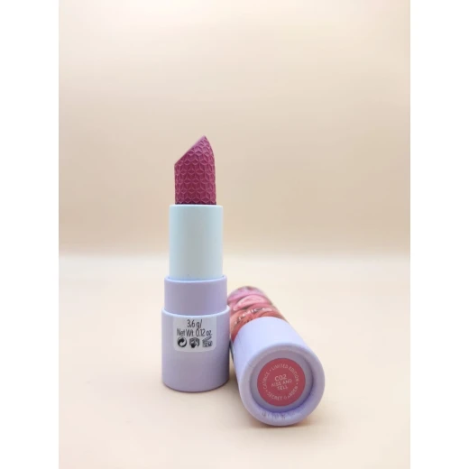 CATRICE Cosmetics Secret Garden Matte Lipstick Kiss And Tell No. 02 High Coverage CATRICE Cosmetics Secret Garden Matte Lipstick Kiss And Tell No. 02 High Coverage