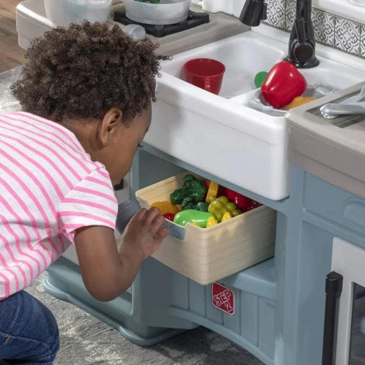 Step2 Timeless Trends Kids Kitchen Playset, Indoor/Outdoor Kitchenette, Interactive Play with Lights and Sounds, Made of Durable Plastic, Includes 21 Piece Toy Accessories, for Toddlers 2+ Years Old - Step2 - Image 4