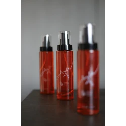Ayla- natural oils mix - CARROT OIL, COCONUT OIL, SWEET ALMOND OIL AND VITAMIN E-BEST TANNING OIL- TO GET THE BEST COLOR - INFUSED WITH RASPBERRY AND GRAPES SCENT 200ml