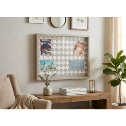 برواز خشبي رمادي فاخر مقاس 55×54 سم، تصميم كلاسيكي أنيق يضيف لمسة دافئة وراقية لديكور المنزل مصنوع من مواد عالية الجودة لضمان المتانة وطول الاستخدام، مثالي لعرض الصور واللوحات التذكارية وتزيين الجدران بأسلوب بسيط وجذاب