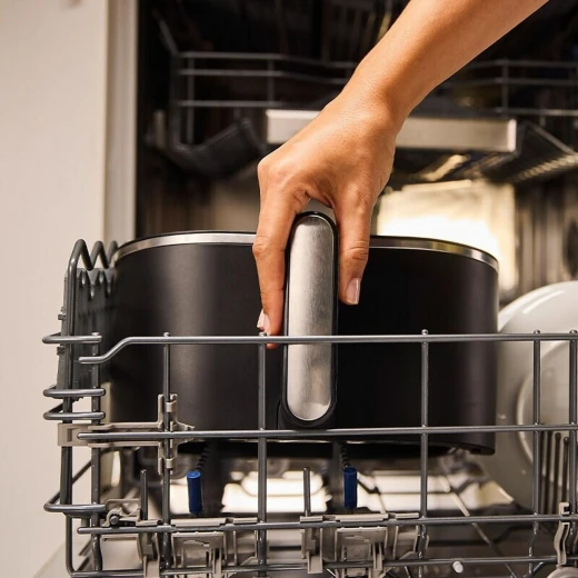 قلاية براون MultiFry 5 الهوائية 2 في 1 HF 5050 أسود، تقنية RealOven، سعة 6.0 لتر - Image 2