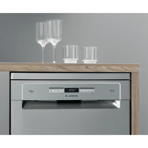 Ariston Dishwasher 15 Place Settings Inox Stainless Steel Finish A+++ Energy Efficient, powerful cleaning performance with multiple wash programs, quiet operation and low water consumption, ideal for family use - Image 3