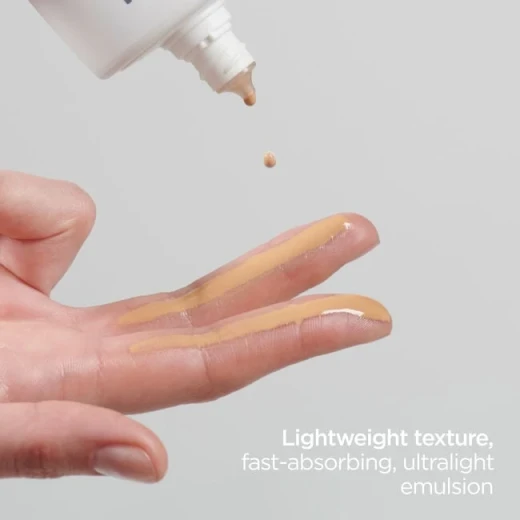 إيسدين إيريفوتونا إيجلس إيمولشن خفيفة جداً SPF50 سعة 100 مل، واقي شمس متقدم للوجه، يوفر حماية عالية من الأشعة فوق البنفسجية، تركيبة خفيفة غير دهنية، مناسب للاستخدام اليومي لجميع أنواع البشرة - ايسدن - Image 5